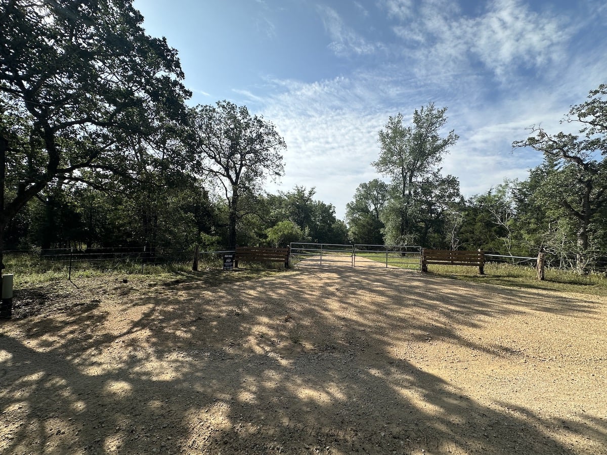 Luling, Texas, ,Land,For Sale,1053